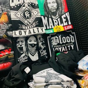 T-shirt L XL. 2XL 3 XL 4 XL